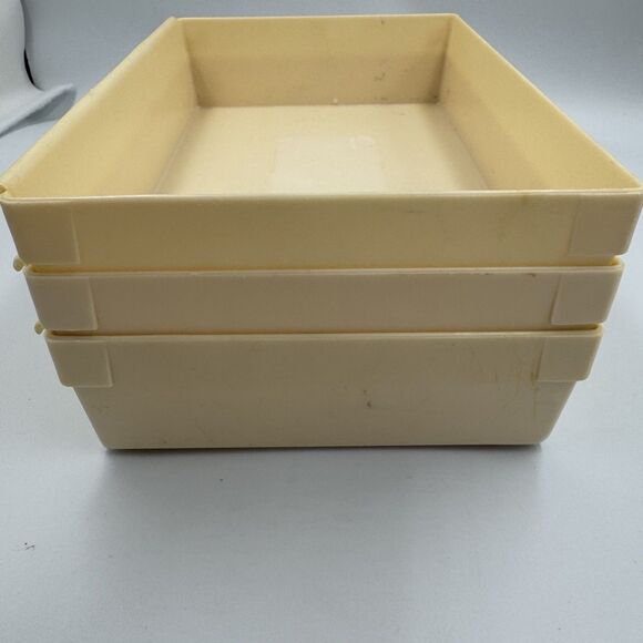 Rubbermaid Almond Interlocking Drawer Organizers JBI-2916 3 pcs. 9" x 6" x 2" - Picture 6 of 7